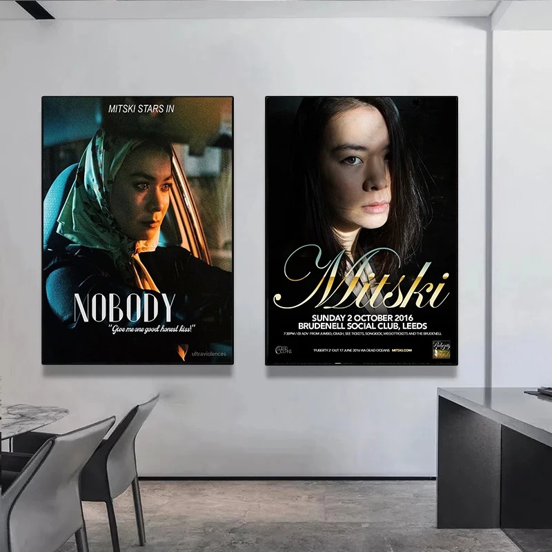 American Pop Singer MITSKI Art - Musical Instrument Painting 评论和价格